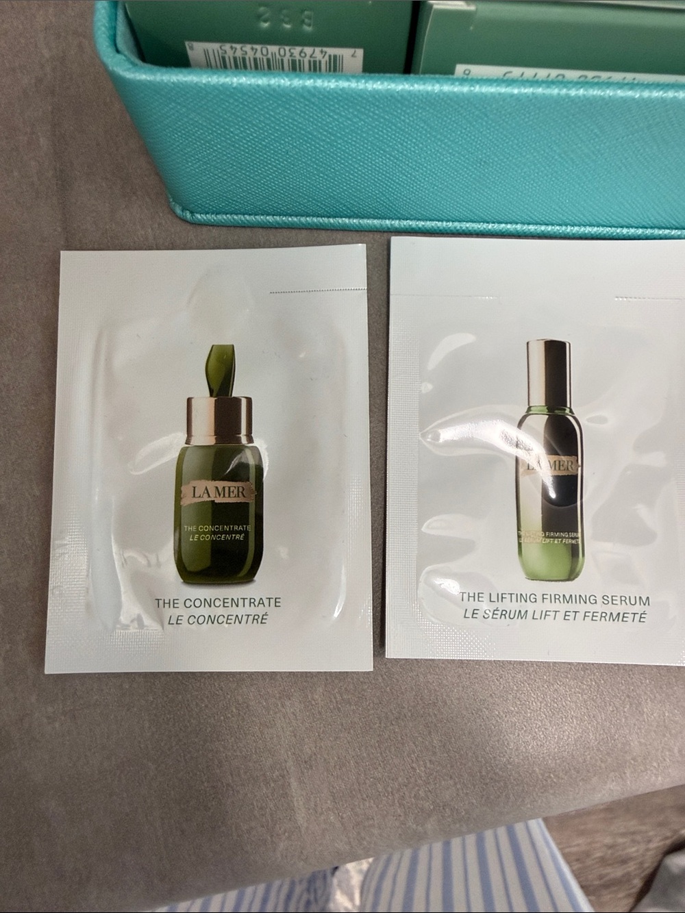 La Mer Aqua-Turquoise Skincare Travel pieces with Serums & Creams - Picture 5 of 6